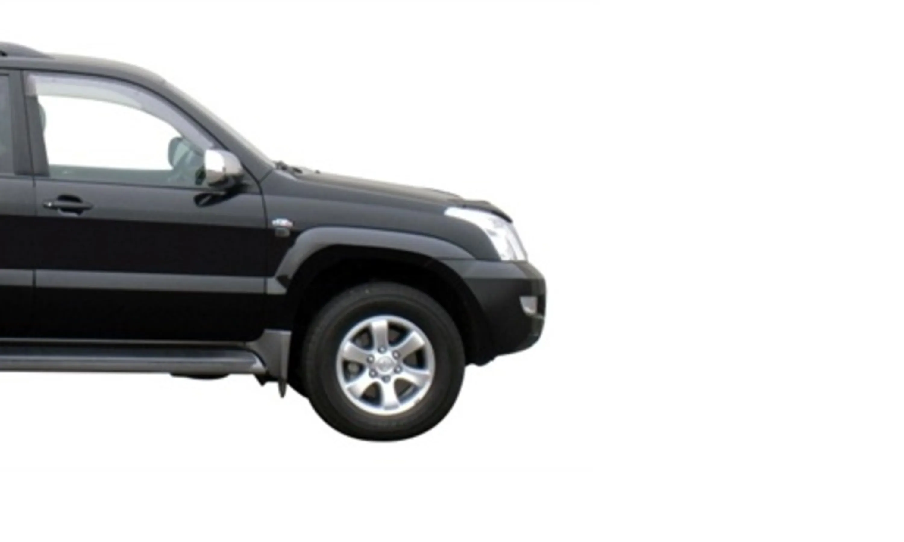 در جلو چپ تویوتا پرادو